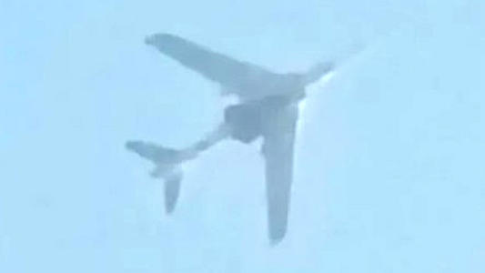 Black Mystery Craft Spotted Slung Under Chinese H-6 Bomber<br><br>