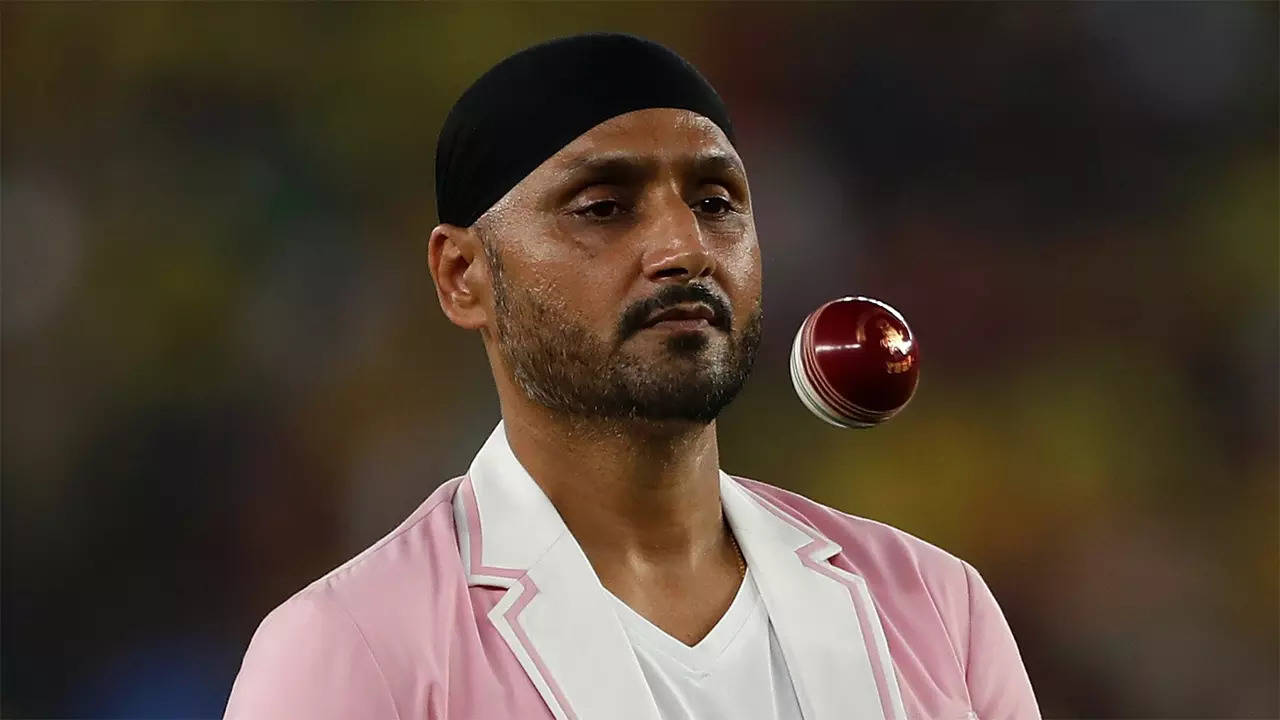 'koi shak?' - harbhajan singh says this is the wicketkeeper-batsman who should be in india's squad for t20 world cup