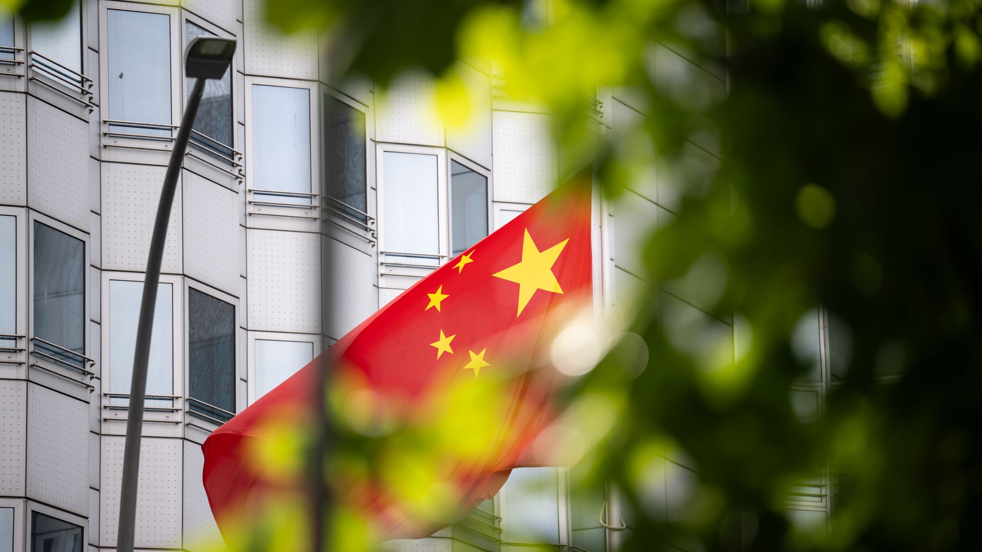 spionage in deutschland: china weist festnahme dreier deutscher als »diffamierend« zurück