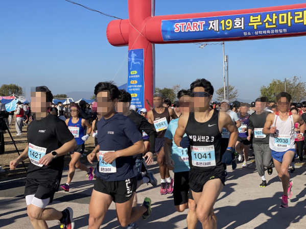 “이런 대회는 없애야 한다”… 부산마라톤 참가자 분노