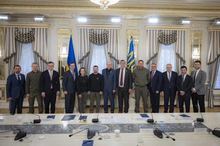Ukraine to receive new military aid from US sooner than expected, congressman says during visit to Kyiv<br><br>