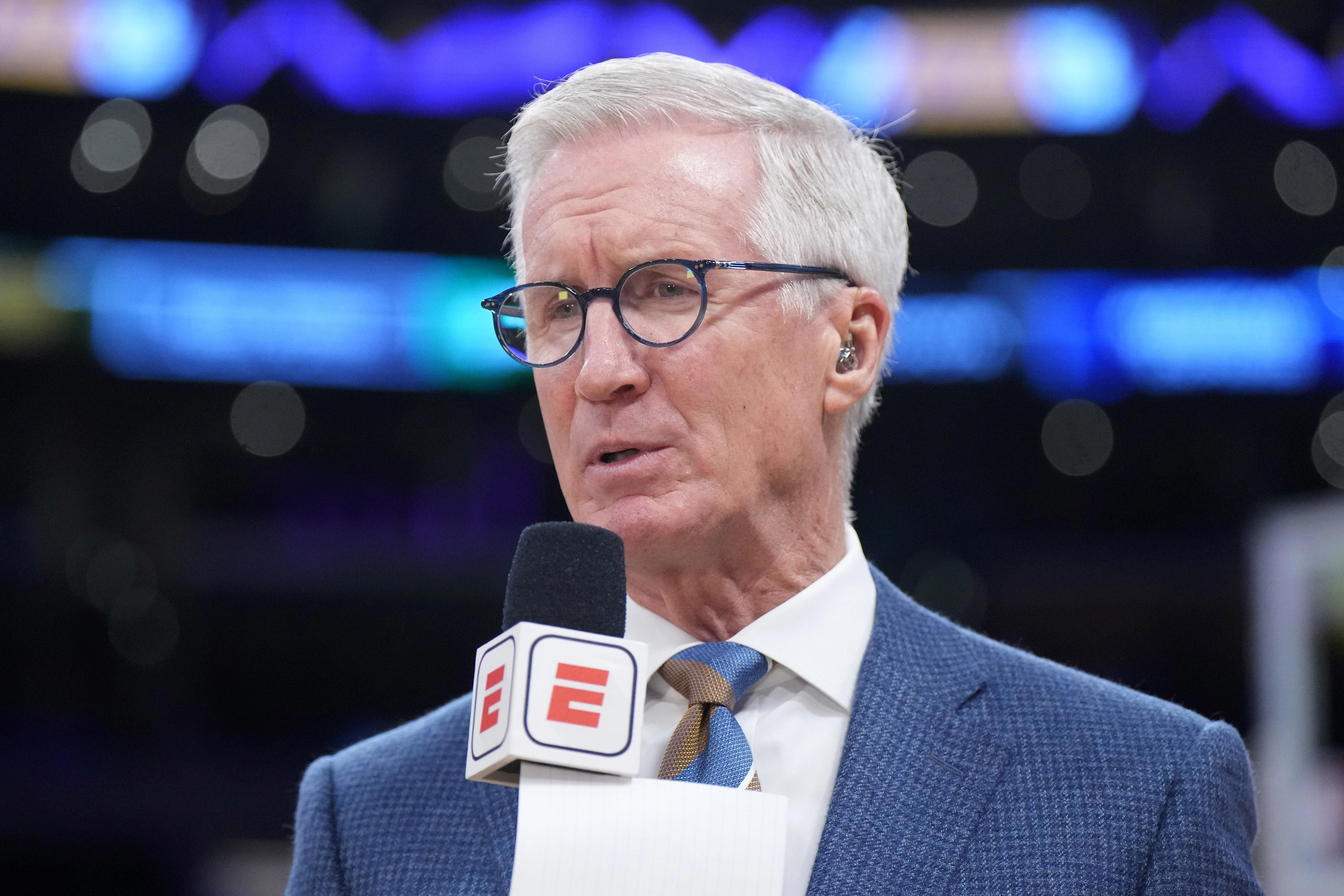 mike breen had an all-timer of a call on donte divincenzo’s major 3-pointer for knicks