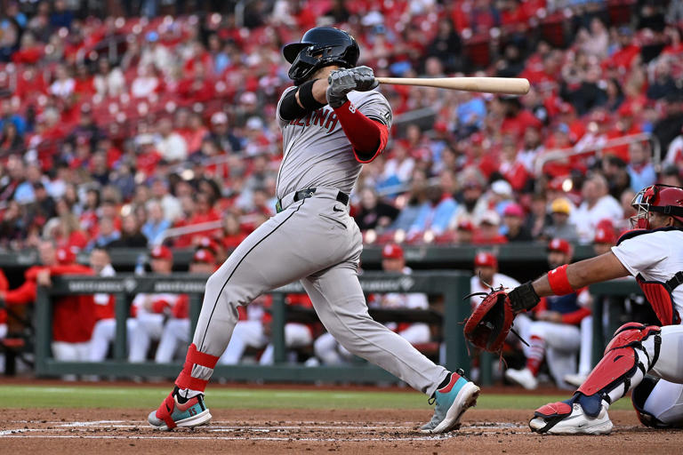 Diamondbacks blow lead, suffer walk-off loss to Cardinals