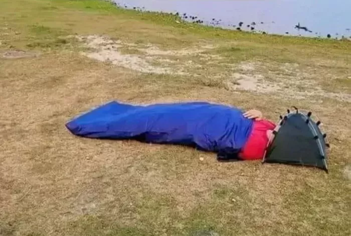 중국 직구앱 테무서 1인용 텐트 주문한 남성의 웃픈 캠핑 후기 (사진)