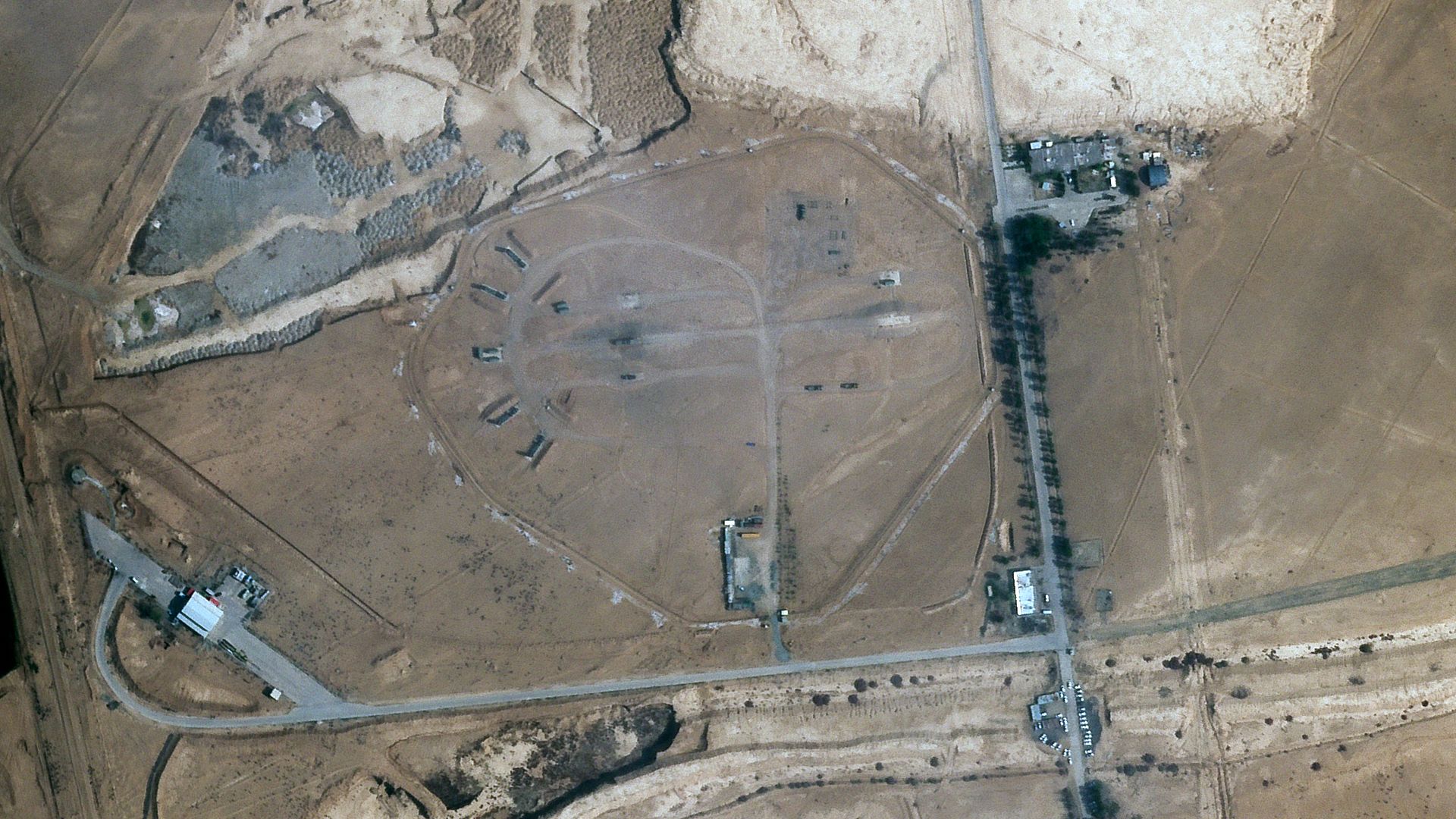 iran: israel hat offenbar flugabwehrradar in isfahan getroffen, zeigen satellitenbilder