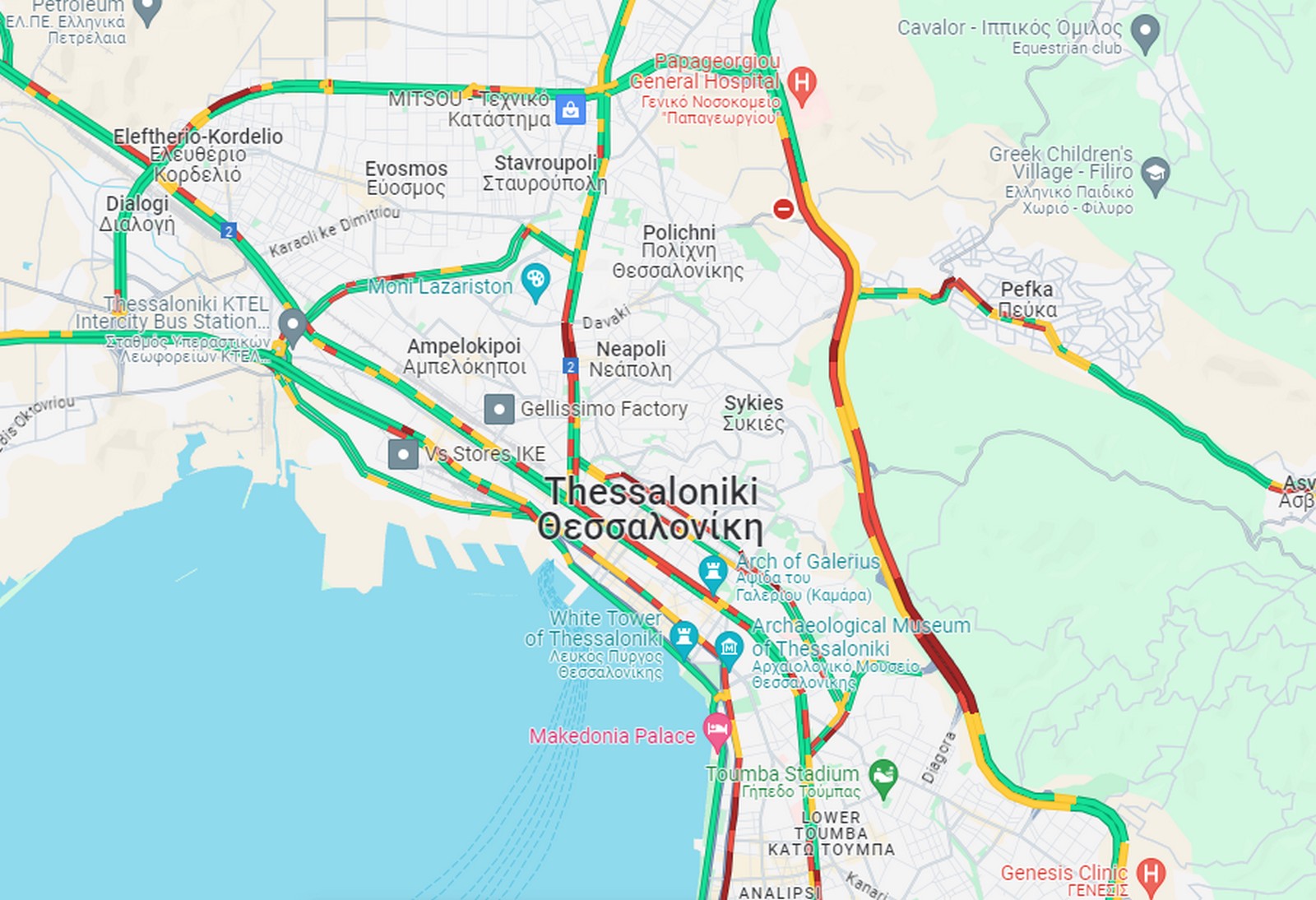 θεσσαλονίκη: καραμπόλα στον περιφερειακό - σύγκρουση στρατιωτικού λεωφορείου και απορριμματοφόρου με 3 ιχ