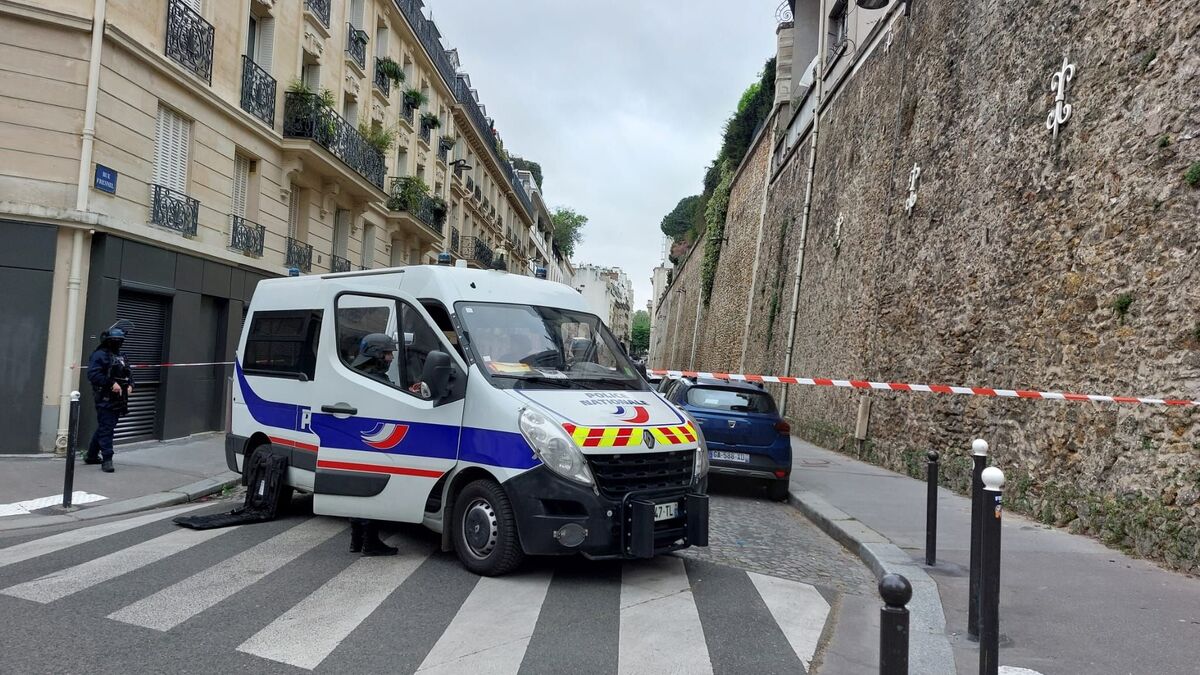 alerte au consulat d’iran à paris : prison avec sursis pour l’homme qui s’est introduit avec un faux gilet explosif