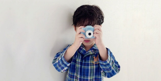 “애기들 환장한다” 어린이날 선물 1위라는 초미니 키즈 카메라