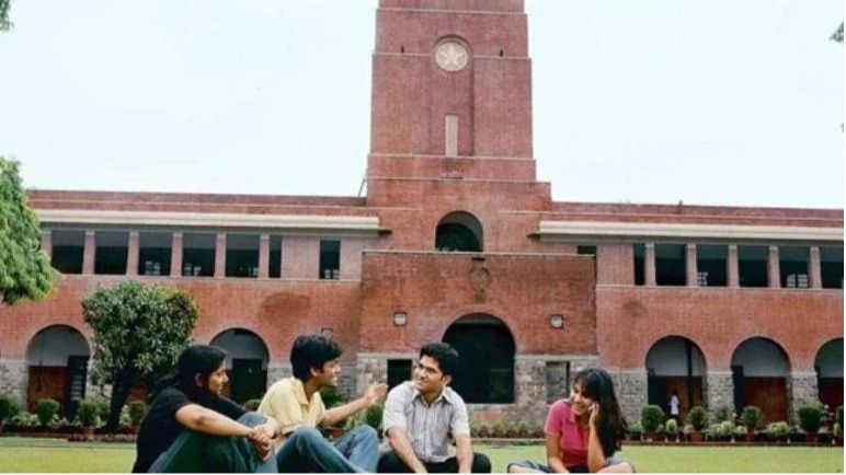 delhi university application begins for vice-chancellor internship scheme 2024
