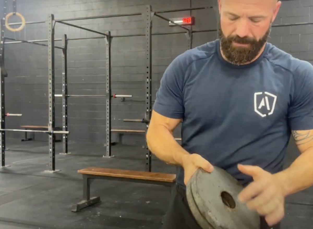 10 Best Exercises To Improve Your Grip Strength as You Age