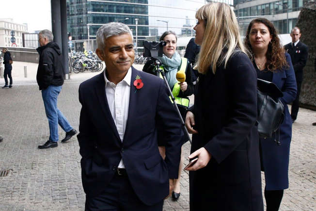 Surprising Opinion Poll Heats Up London Mayor Race