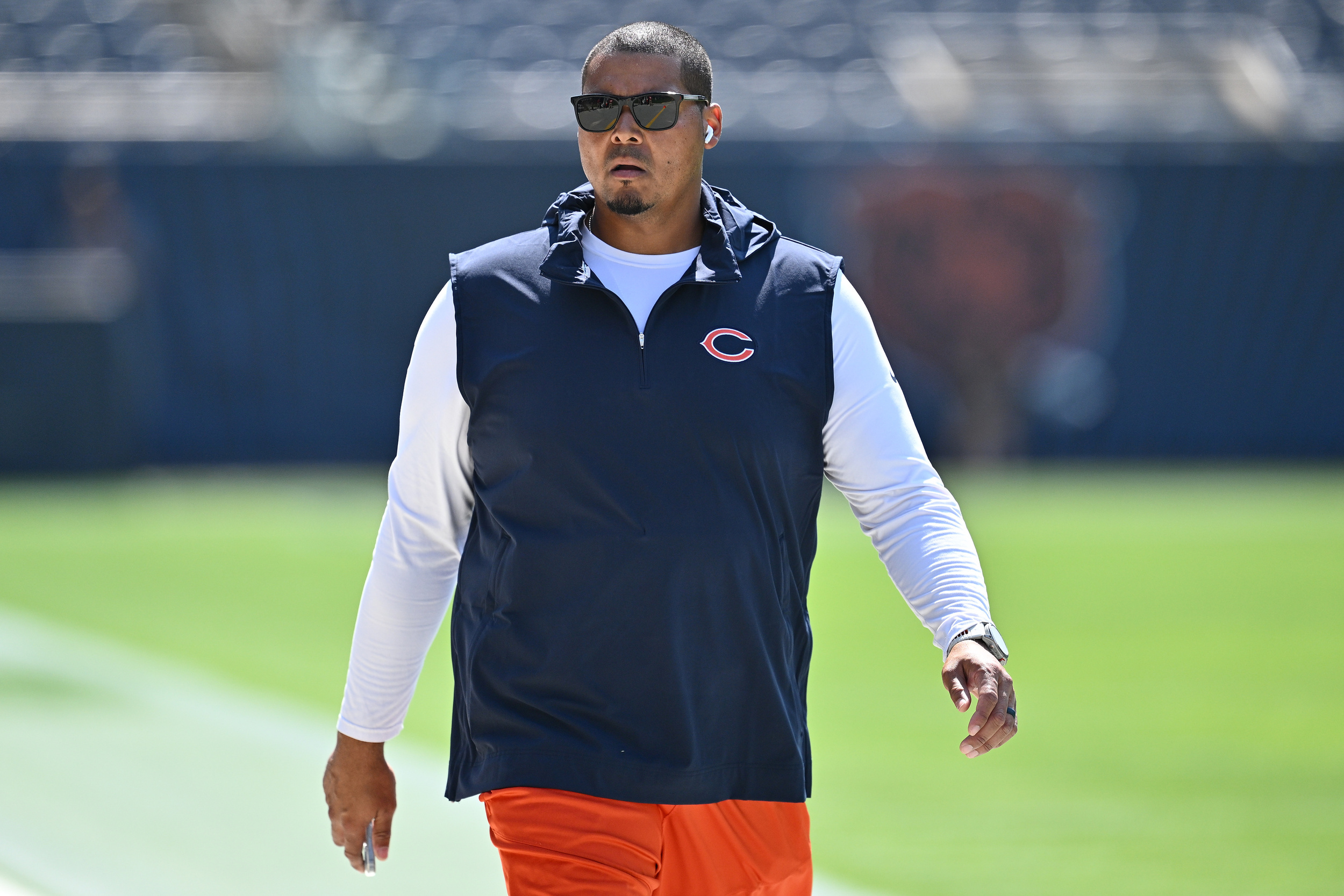 bears hoping to benefit from early run on qbs