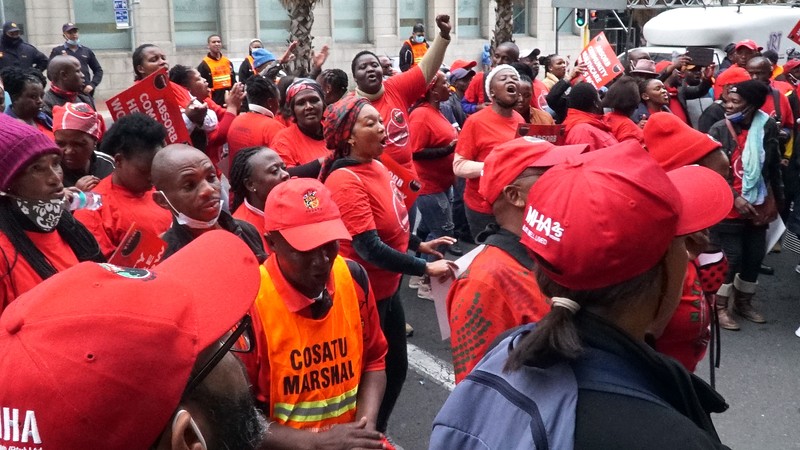 cosatu calls on findings of inspector-general of intelligence to be binding