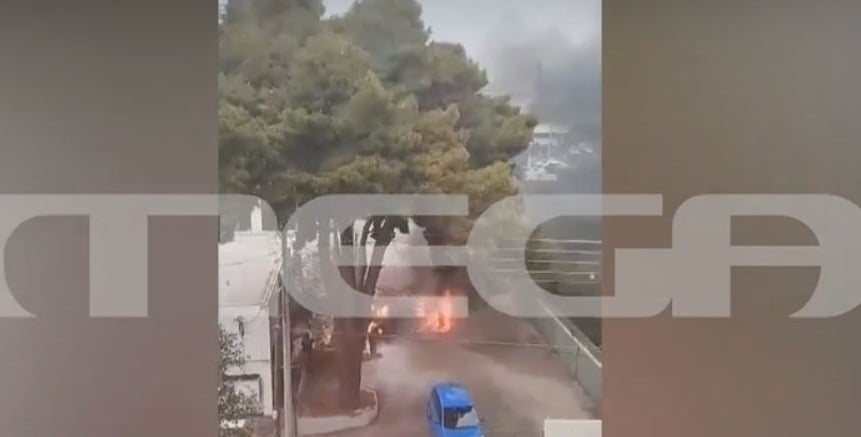 αυτοκίνητο τυλίχθηκε στις φλόγες σε βενζινάδικο στη μεσογείων – βίντεο ντοκουμέντο