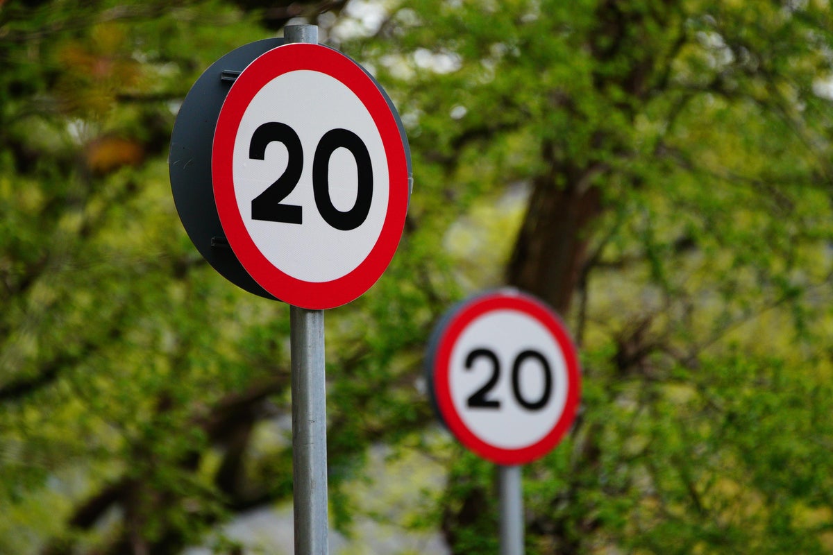 changing welsh roads back to 30mph could cost £5m, minister admits