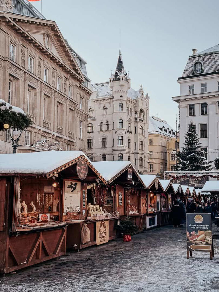 Thinking of a festive European getaway and wondering are Christmas markets worth it? This honest guide shares everything we wish we knew before visiting!