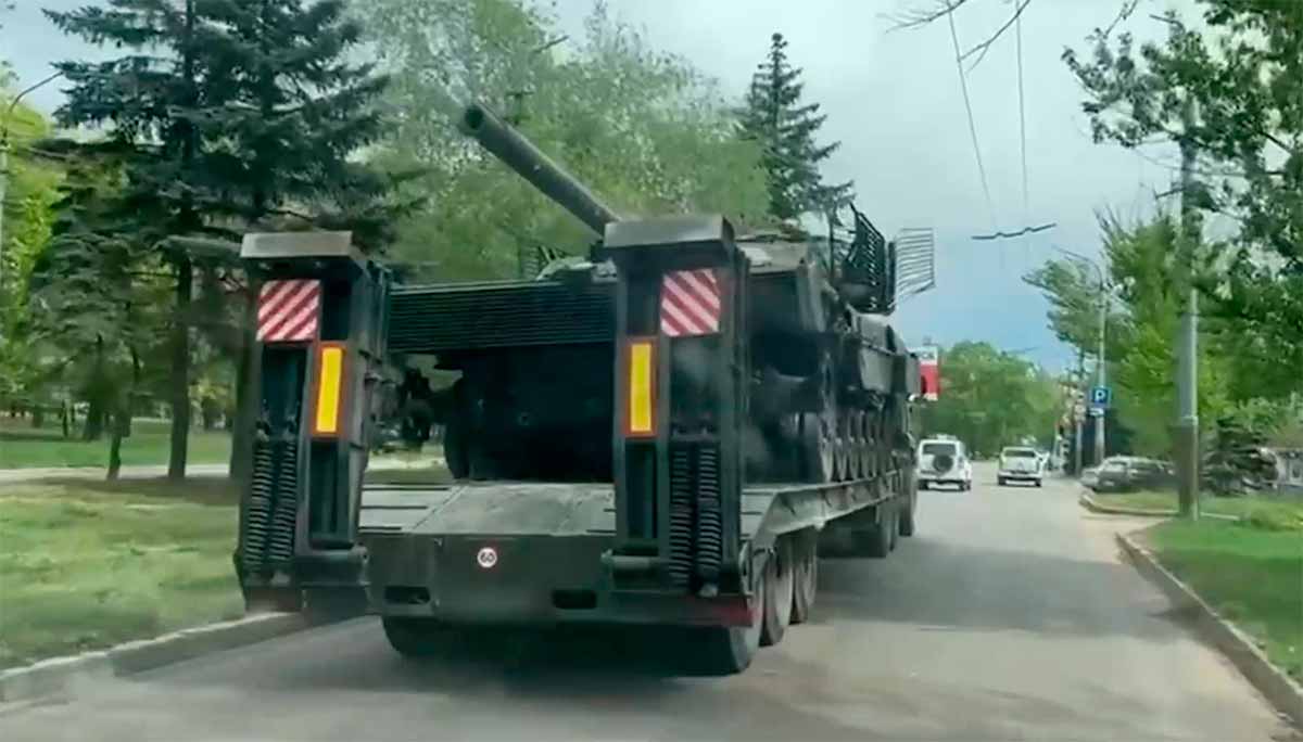 video: ukrajnai leopard tankot elrabolják és oroszországba szállították