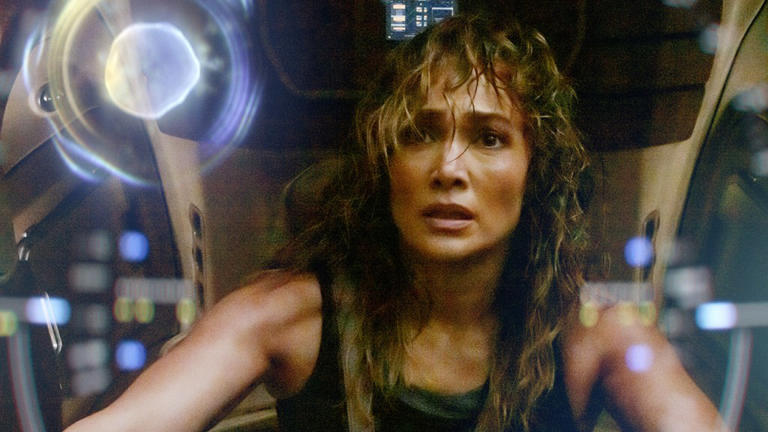 ‘Atlas' Review: Jennifer Lopez and Simu Liu in a Another Netflix Movie Made to Half-Watch While Doing Laundry