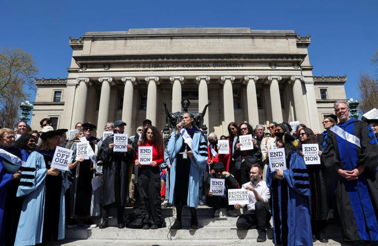 Faculty seek to censure Columbia president after 100 arrested in chaotic pro-Palestine protests