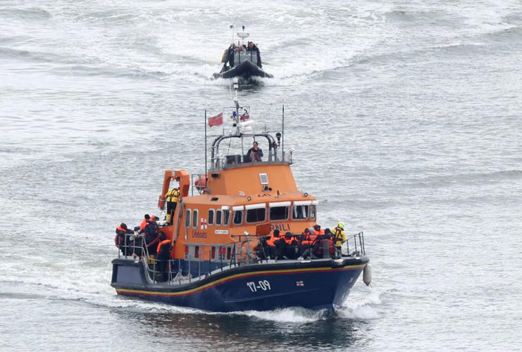 Migrants drown in English Channel hours after UK passes Rwanda policy