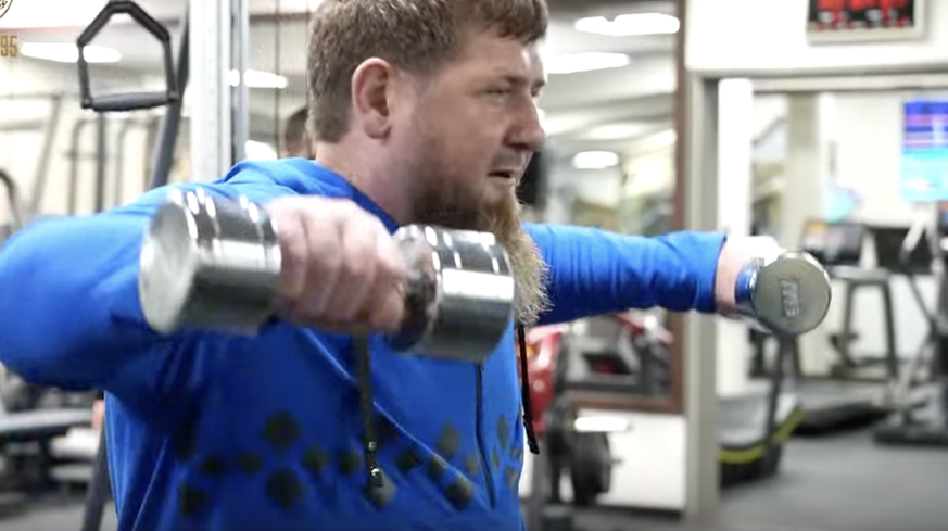 nach bericht über schwere krankheit: kadyrow reagiert mit skurrilem fitness-video
