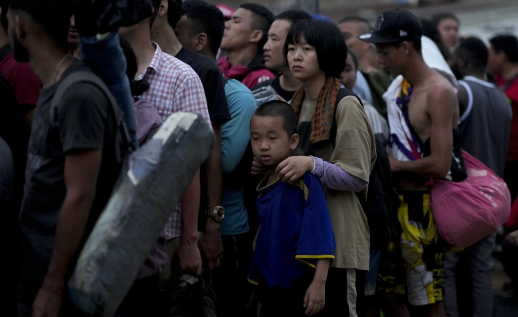 Surge Of Chinese Immigrants Crossing Border Triggers National Security ...