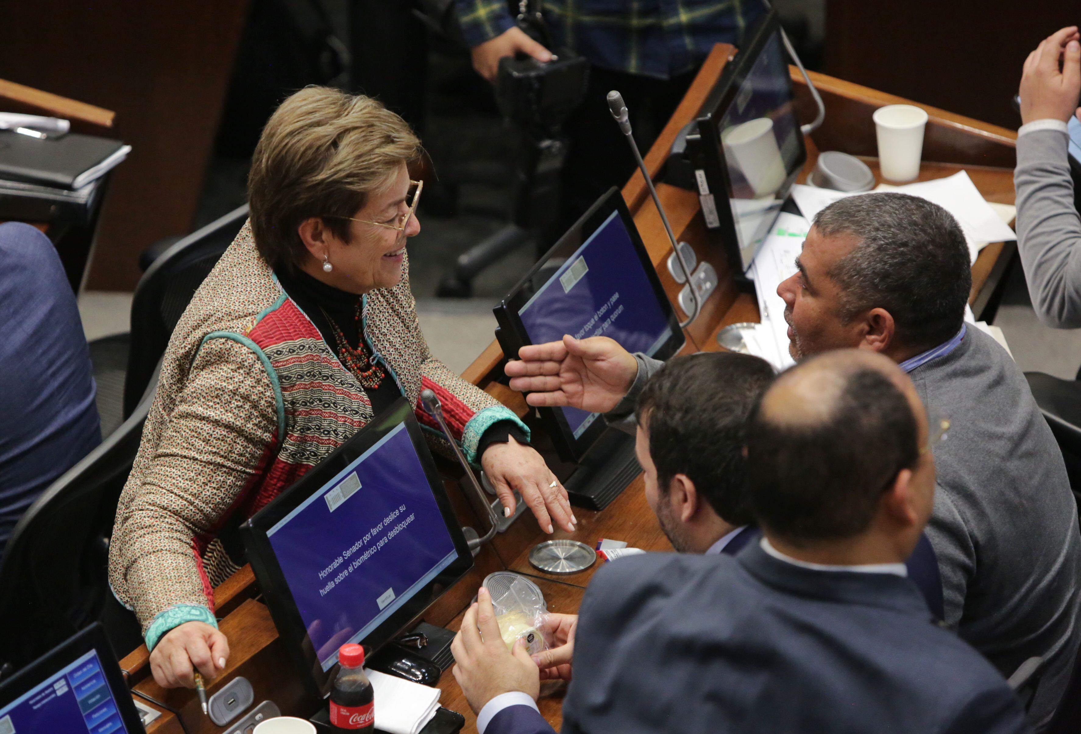 plenaria del senado aprueba la reforma pensional de petro. ¿qué pasará con los ahorros de los colombianos?