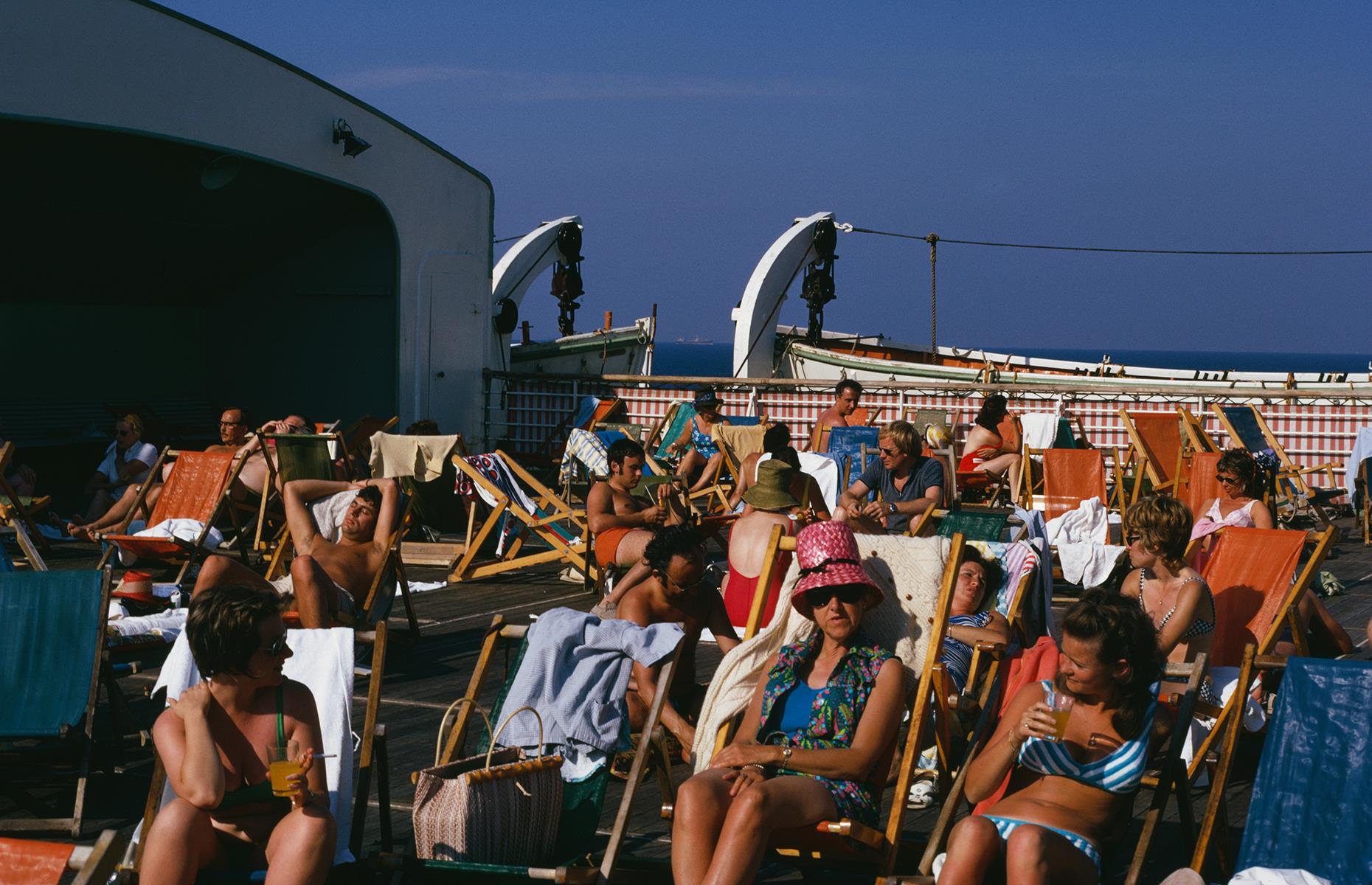 Extraordinary photos show how vacations have changed over 100 years