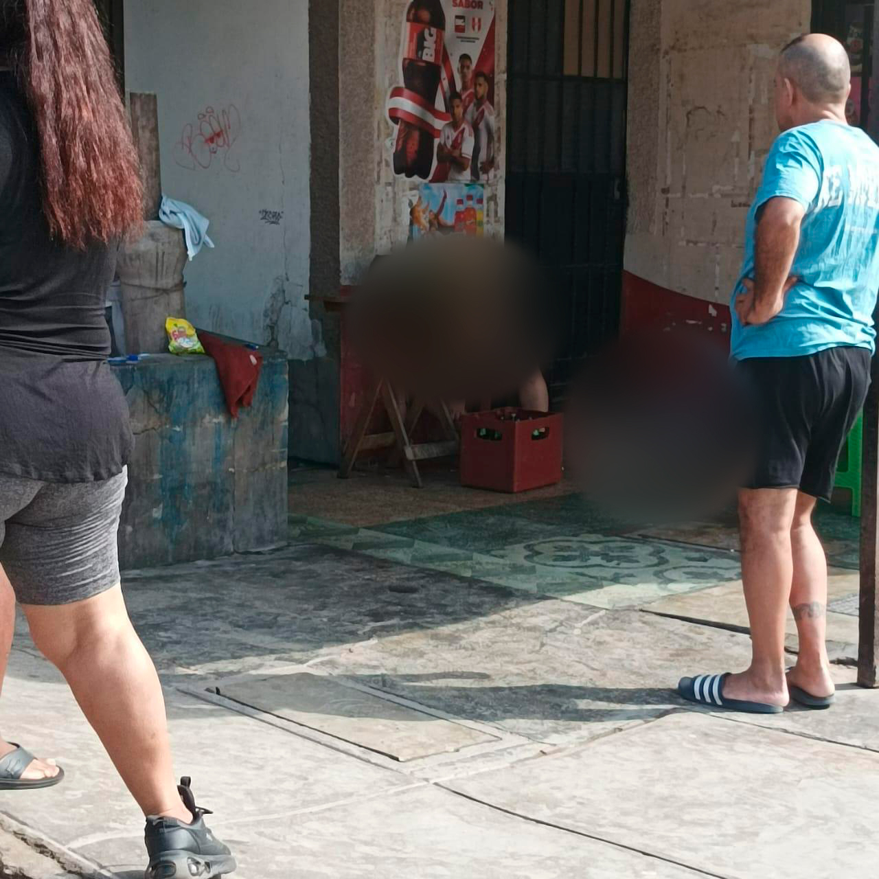 amazon, san juan de lurigancho: asesinan a dos hermanos mientras tomaban licor en una bodega
