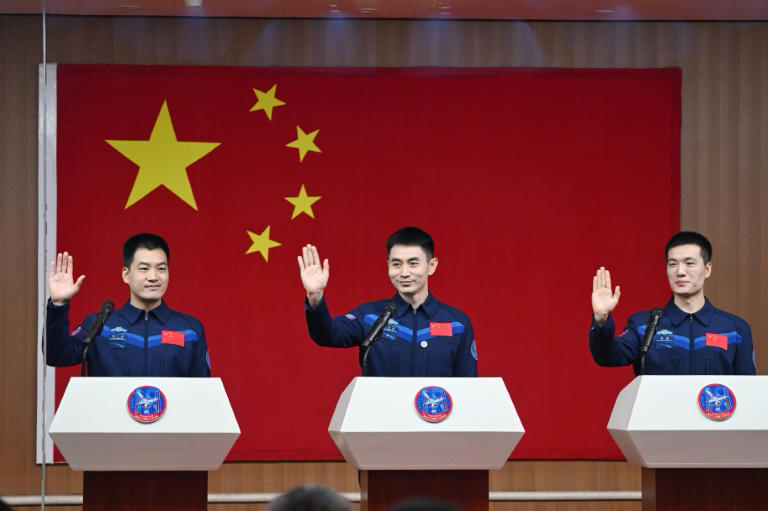 La Chine va envoyer un nouvel équipage vers sa station spatiale jeudi AA1nyFO1