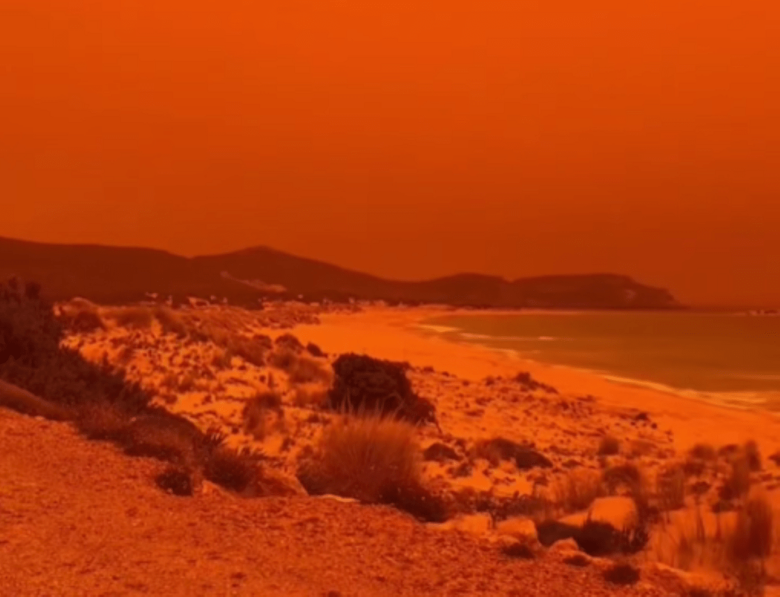 αφρικανική σκόνη: η παραλία του σίμου στην ελαφόνησο θύμισε dune