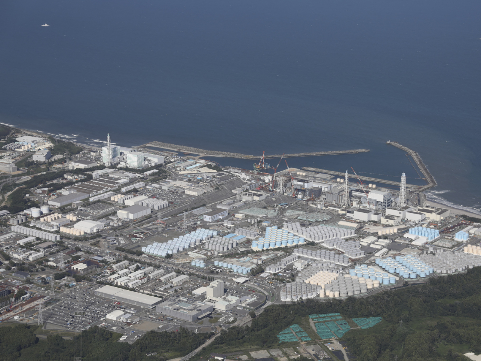 kühlwasser-ableitung am akw fukushima ausgesetzt