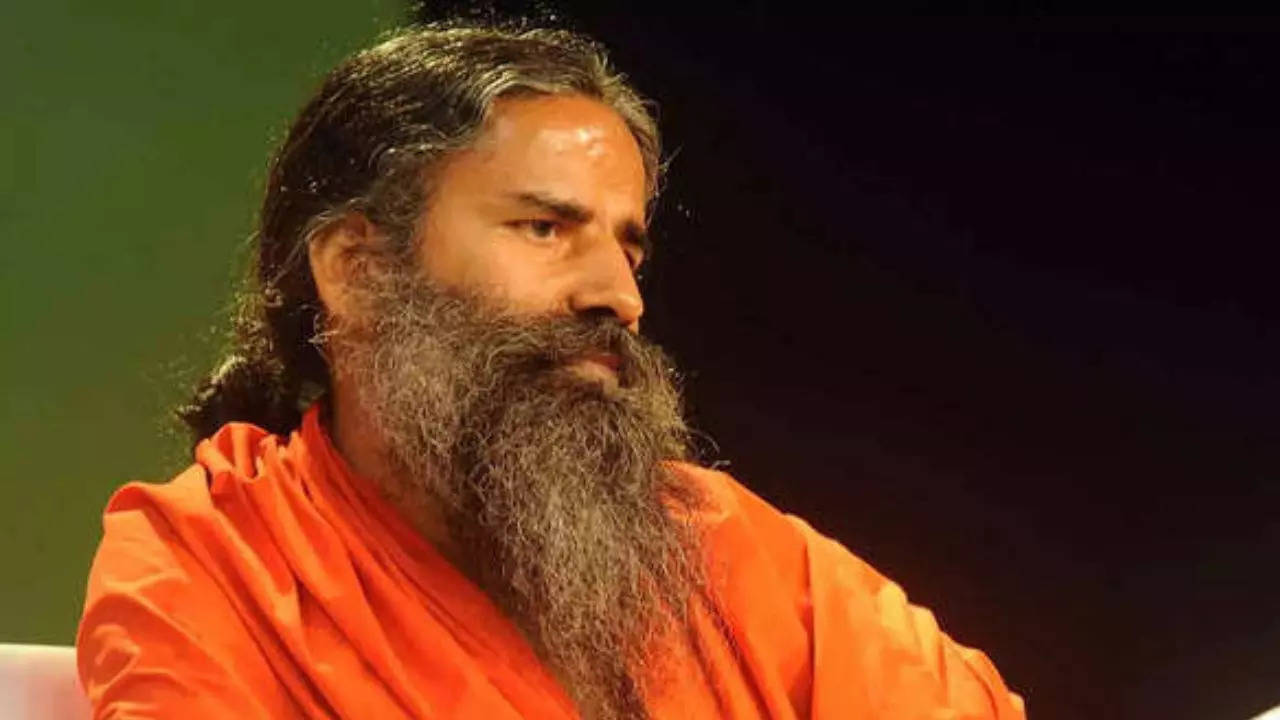 patanjali's apology gets bigger than yesterday after supreme court's 'same size as ads?' remark