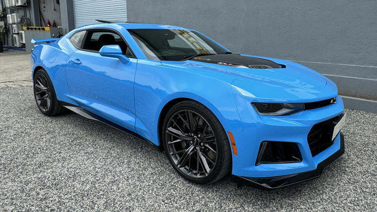 You can now order a right-hand drive Chevrolet Camaro ZL1 for the price ...