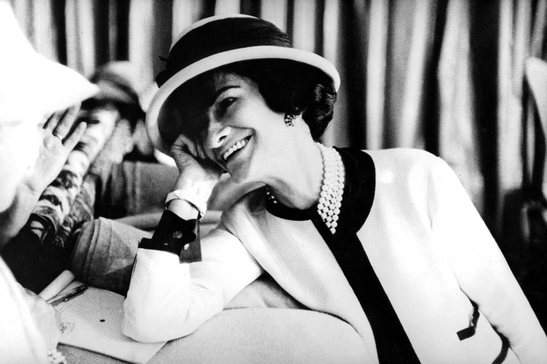 <p>On January 10, 1971, Gabrielle Chanel, aka Coco Chanel, was lying in bed at the Ritz in Paris when she felt severe pain in her chest. "I’m suffocating, Jeanne," the famous seamstress reportedly said to her maid, before pronouncing these last words, in a panic: "You see, this is how you die."</p>