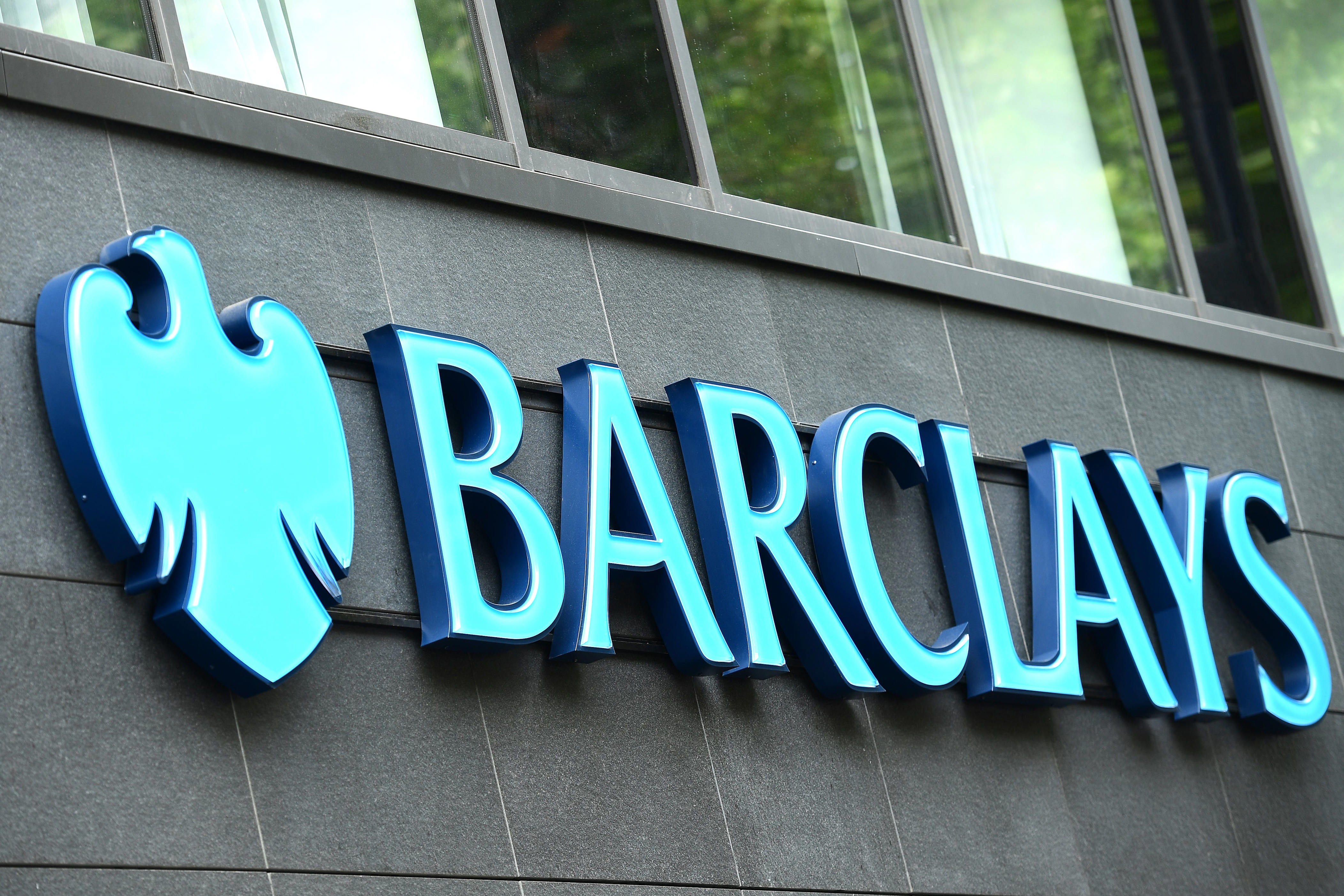 martin lewis issues urgent warning to all barclaycard customers