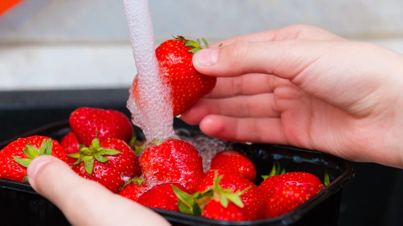 ¿el lavado de productos realmente elimina los pesticidas?