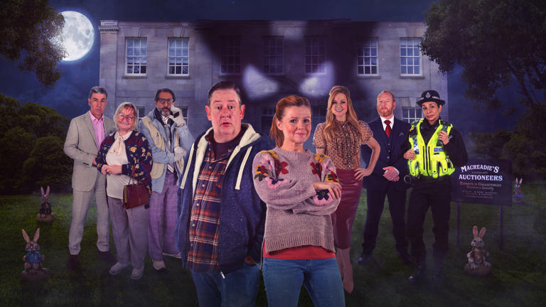 Johnny Vegas and Sian Gibnson star in 'Murder, They Hope' on BBC Two (Photo: UKTV)