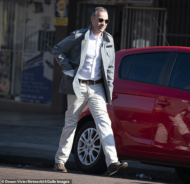 friends say they want to 'wipe the smile off oscar pistorius's face'