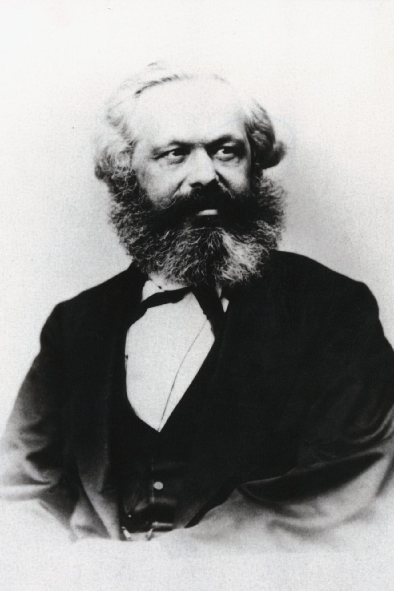 <p>Karl Marx died peacefully in his armchair on March 14, 1883, from tuberculosis. A few hours before his death, when his maid asked him to write down his last words, the German philosopher replied: "Last words are for fools who haven’t said enough!"</p> <p><a href="https://www.msn.com/en-us/channel/source/Showbizz%20Daily%20English/sr-vid-w8hcuhvu3f8qr5wn5rk8xhsu5x8irqrgtxcypg4uxvn7tq9vkkfa?cvid=cddbc5c4fc9748a196a59c4cb5f3d12a&ei=7" rel="noopener">Follow Showbizz Daily to see the best stories every day</a></p>