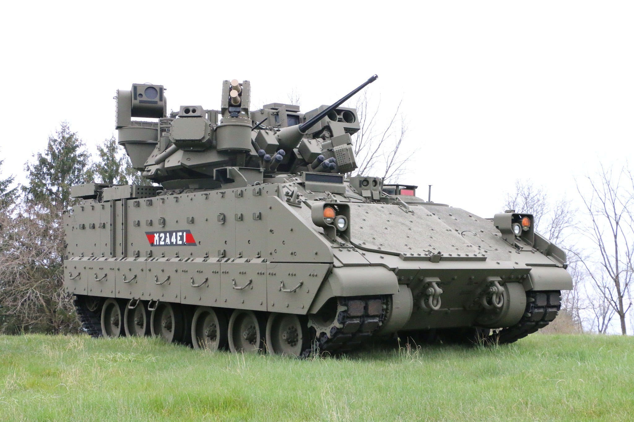 New photos show the US Army's latest version of the Bradley fighting ...