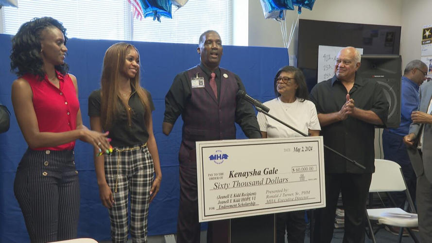 MHS Senior receives huge scholarship from the Meridian Housing Authority
