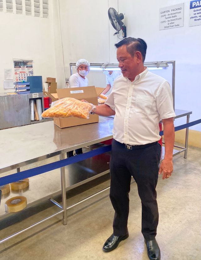 how justin uy, cebu's mango king, turned his failed businesses into a dried mango empire