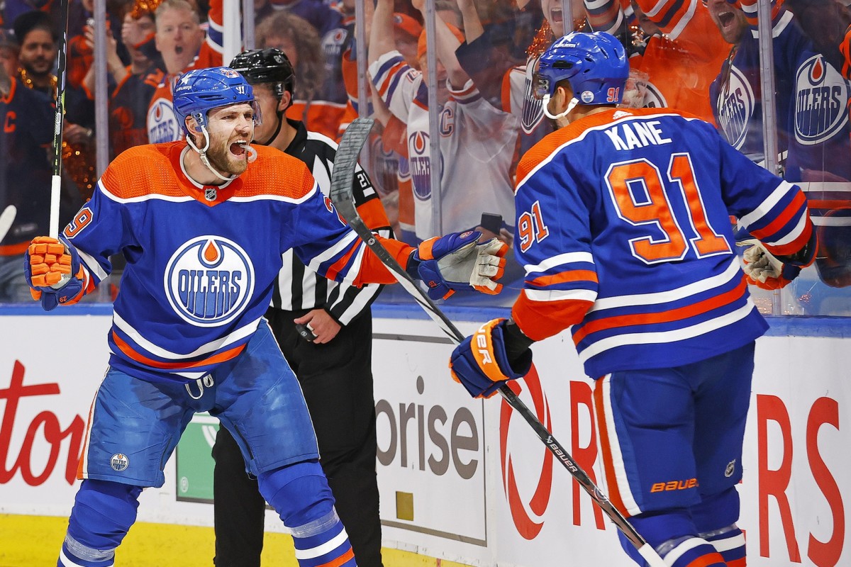oilers make history while defeating kings