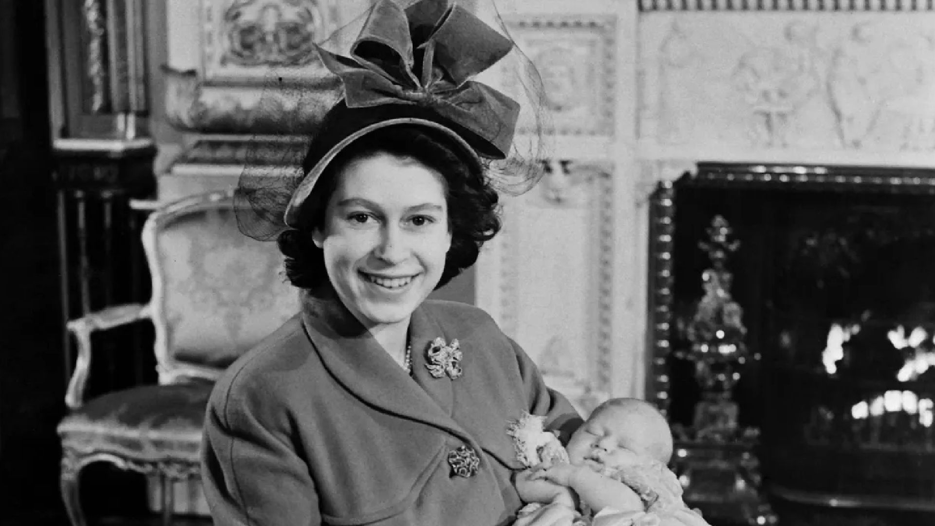 <p>                     Yet another moment that changed Queen Elizabeth’s life forever was the birth of her and Prince Philip's first child on 14th November 1948. The now-King Charles arrived via Caesarean section at Buckingham Palace and became first in the royal line of succession. It's understood that the King's Troop Royal Artillery fired a 41-gun salute and the bells of Westminster Abbey rang in celebration of King Charles' birth.                   </p>