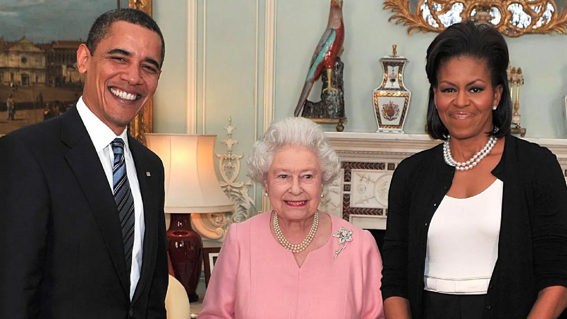 <p>                     Queen Elizabeth met many US Presidents throughout her time on the throne and the first time she was introduced to then-President Barack Obama and First Lady Michelle Obama was a moment to remember. Fans saw Michelle place her arm around the Queen as they talked and Barack Obama later went on to describe Her Majesty as one of his "favourite people".                   </p>