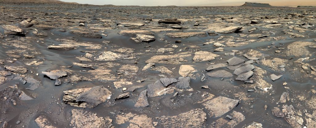 curiosity detects 'habitable' earth-like past on mars, but how did oxygen get there?