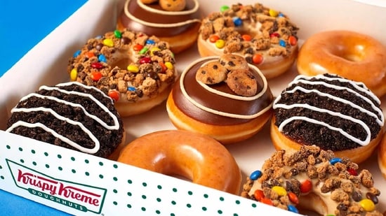 how to, krispy kreme is giving free dozen donuts for 2 weeks, here's how to snag offer