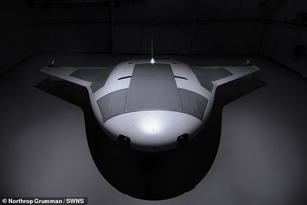 us navy tests thunderbirds-style manta ray drone sub