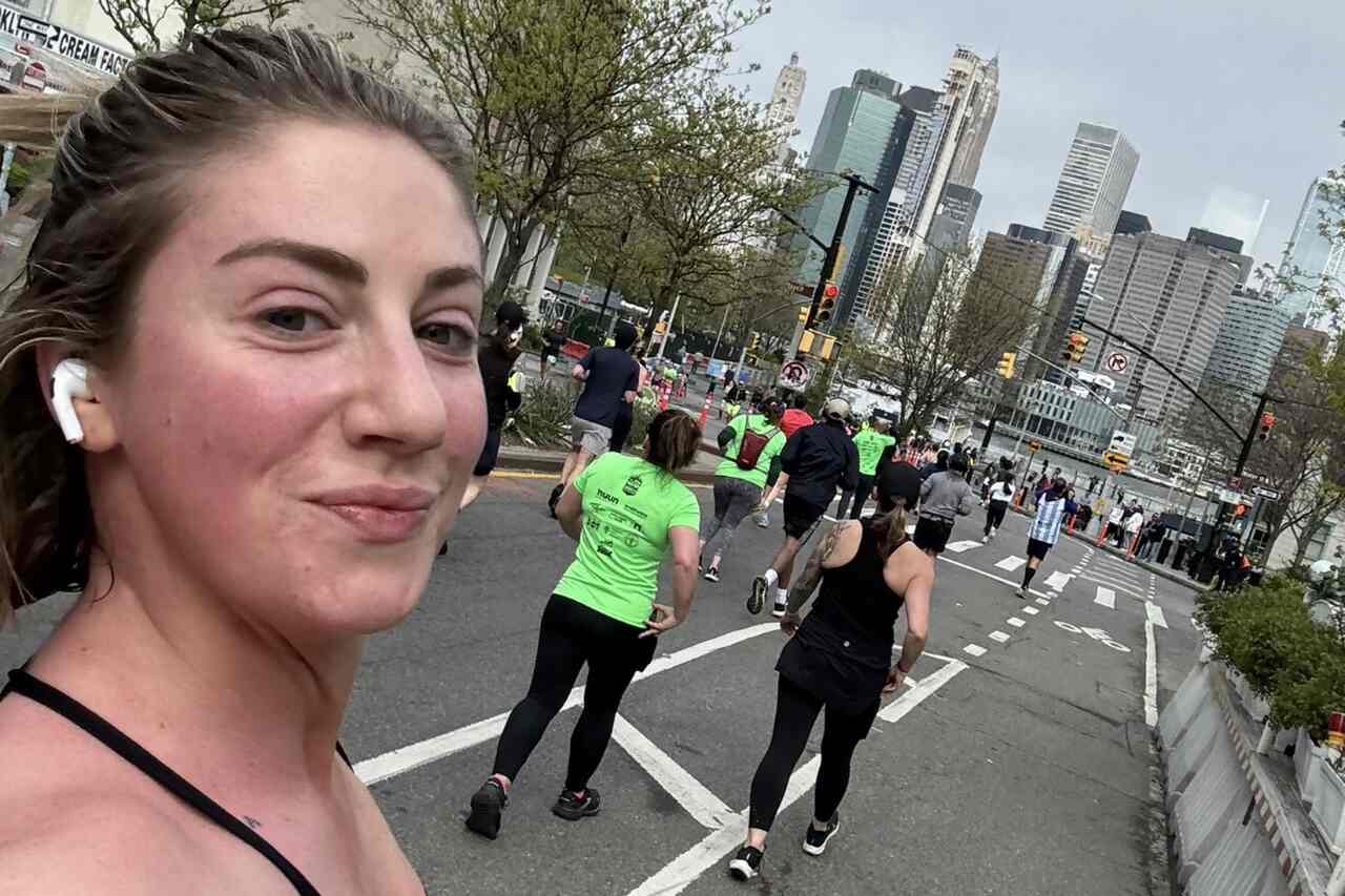 influencerka kritizována poté, co se zúčastnila dobročinného běhu bez registrace